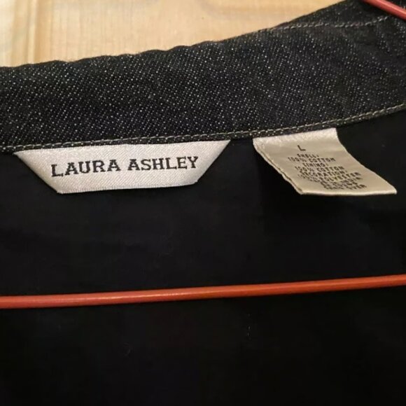 Laura Ashley Denim Embroidered Beaded Button Up Women's Large Jacket 20"W x 24"L - Picture 3 of 7